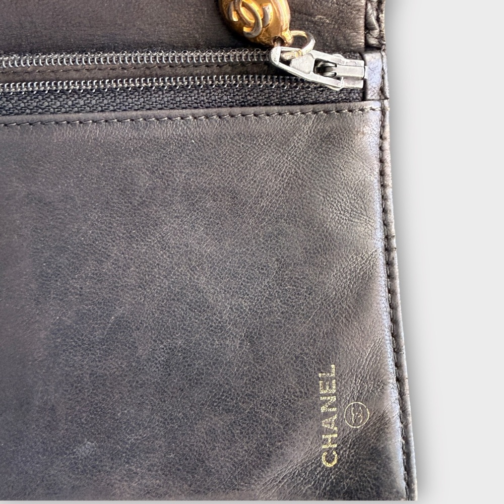 Chanel Vintage Caviar CC Compact Continental Wallet on Chain (Black) - Picture 8 of 16